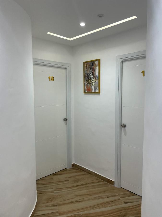 Hostal Mh Borj Martil Luaran gambar